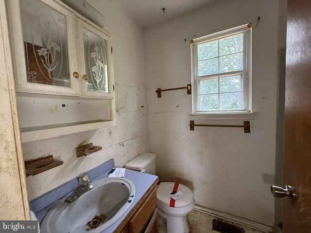 37 Ashland Ave Property Photo 11