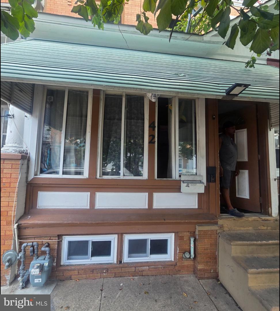 42 N 28th St Property Photo 1