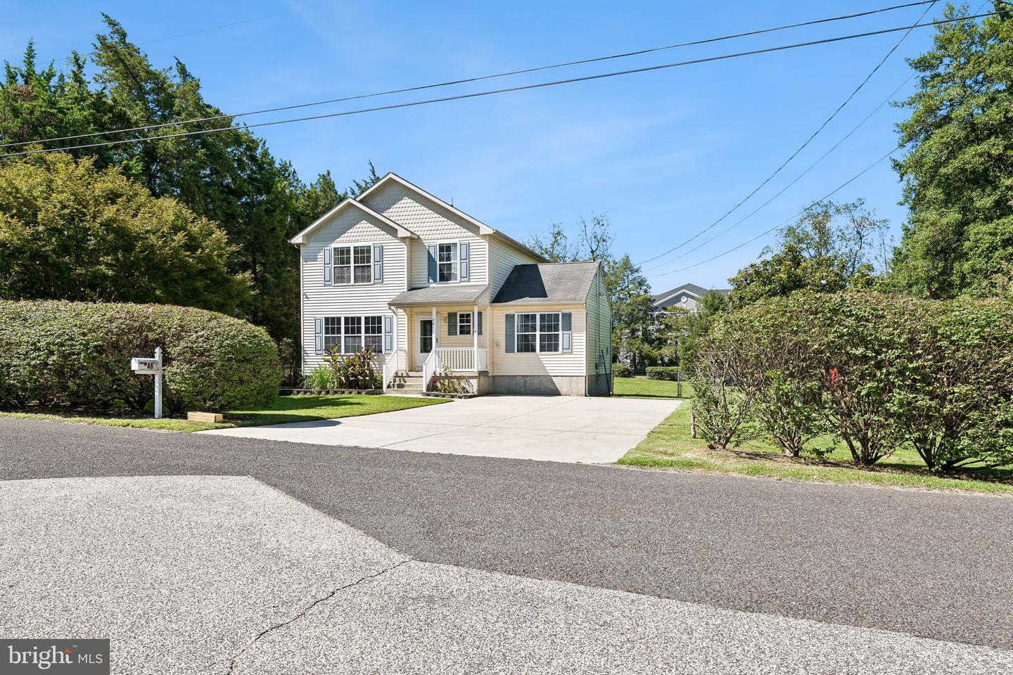 46 EVERGREEN AVE Property Photo 1