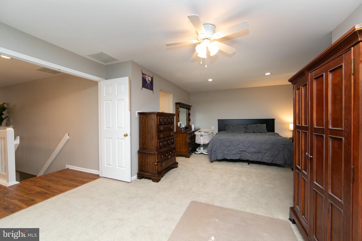 1405 Chanticleer Property Photo 24