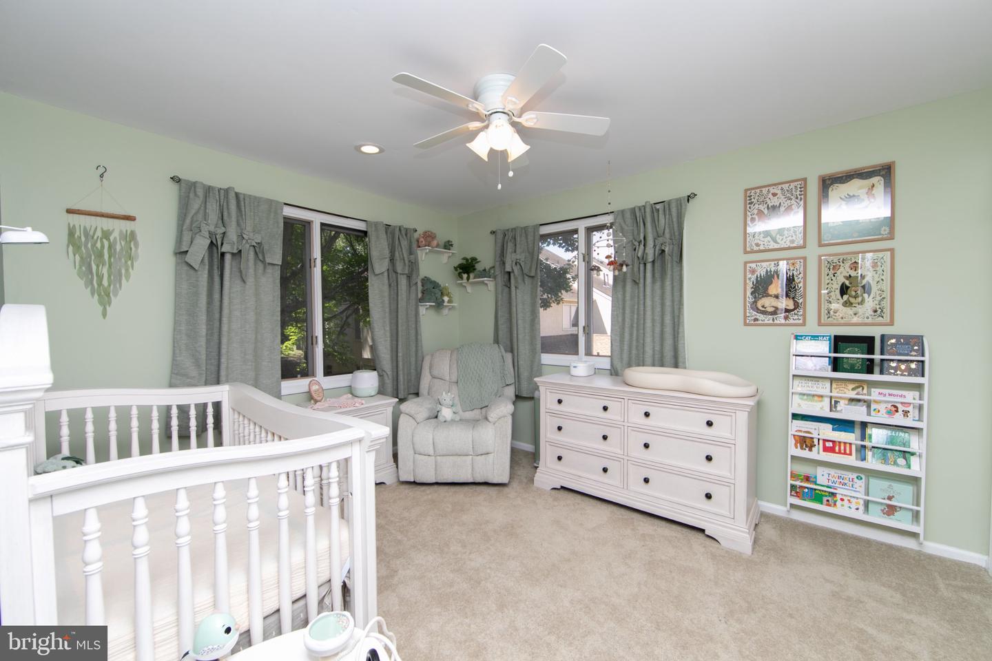 1405 Chanticleer Property Photo 34