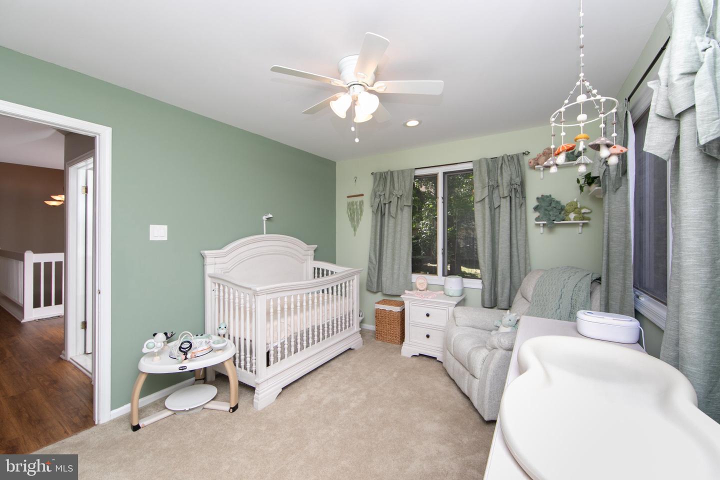 1405 Chanticleer Property Photo 35