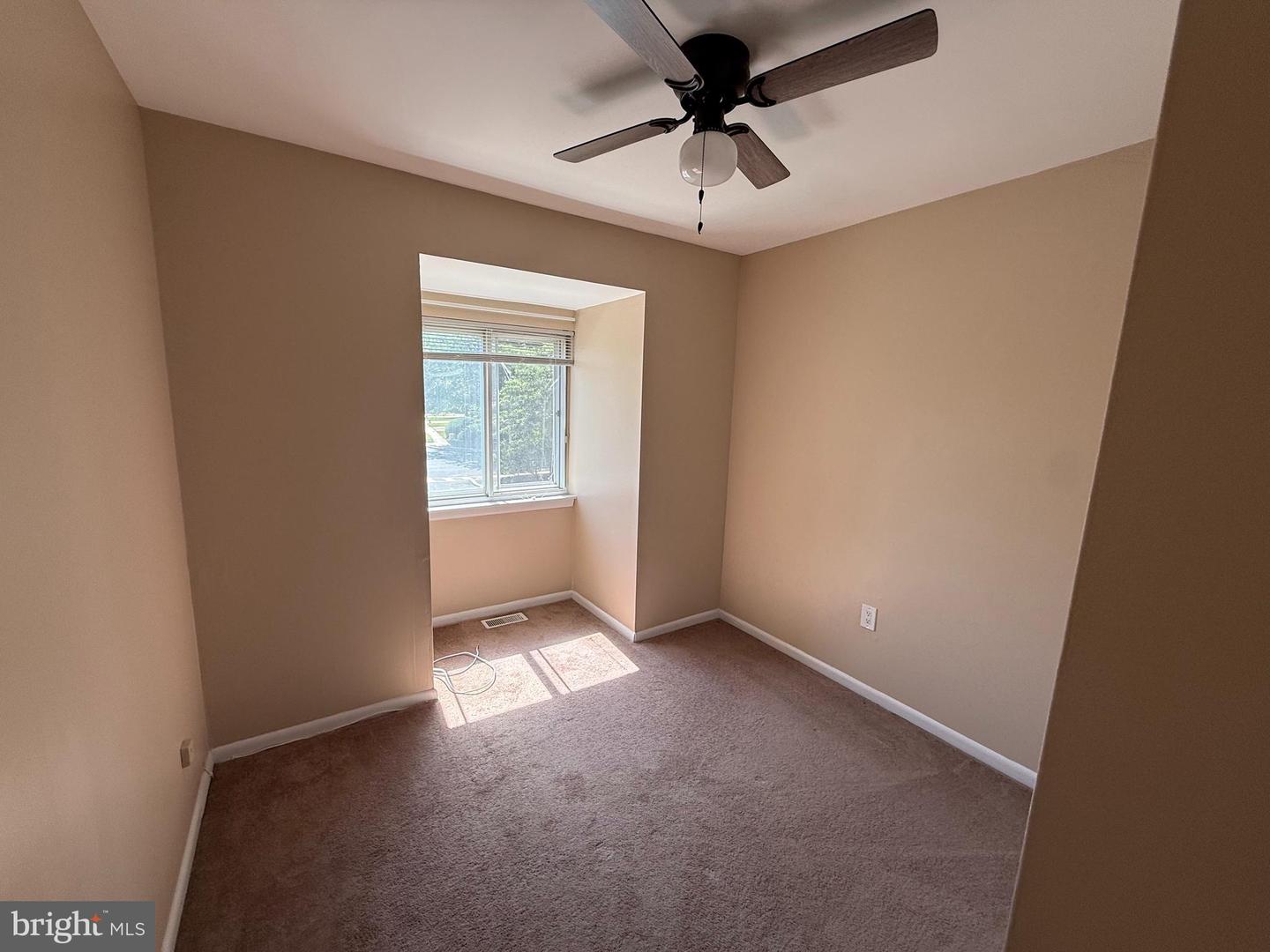 1151 Golden Pond Ct Property Photo 8
