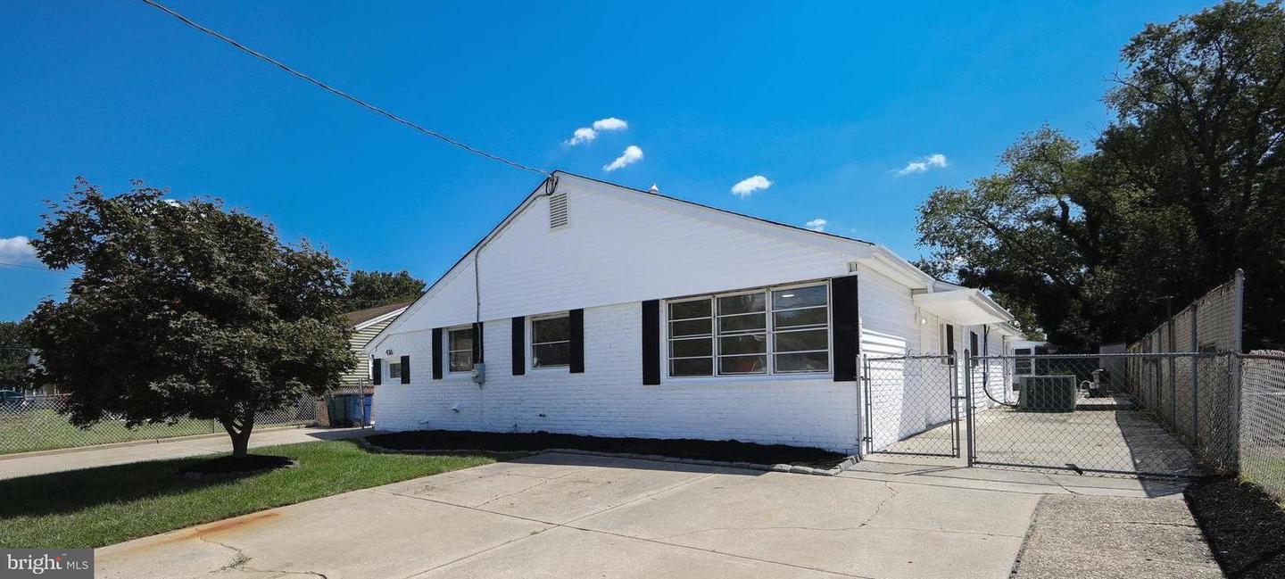 436 WALNUT AVE