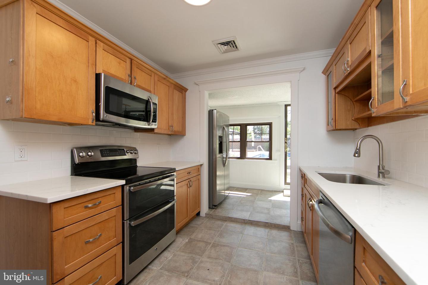 436 Walnut Ave Property Photo 11