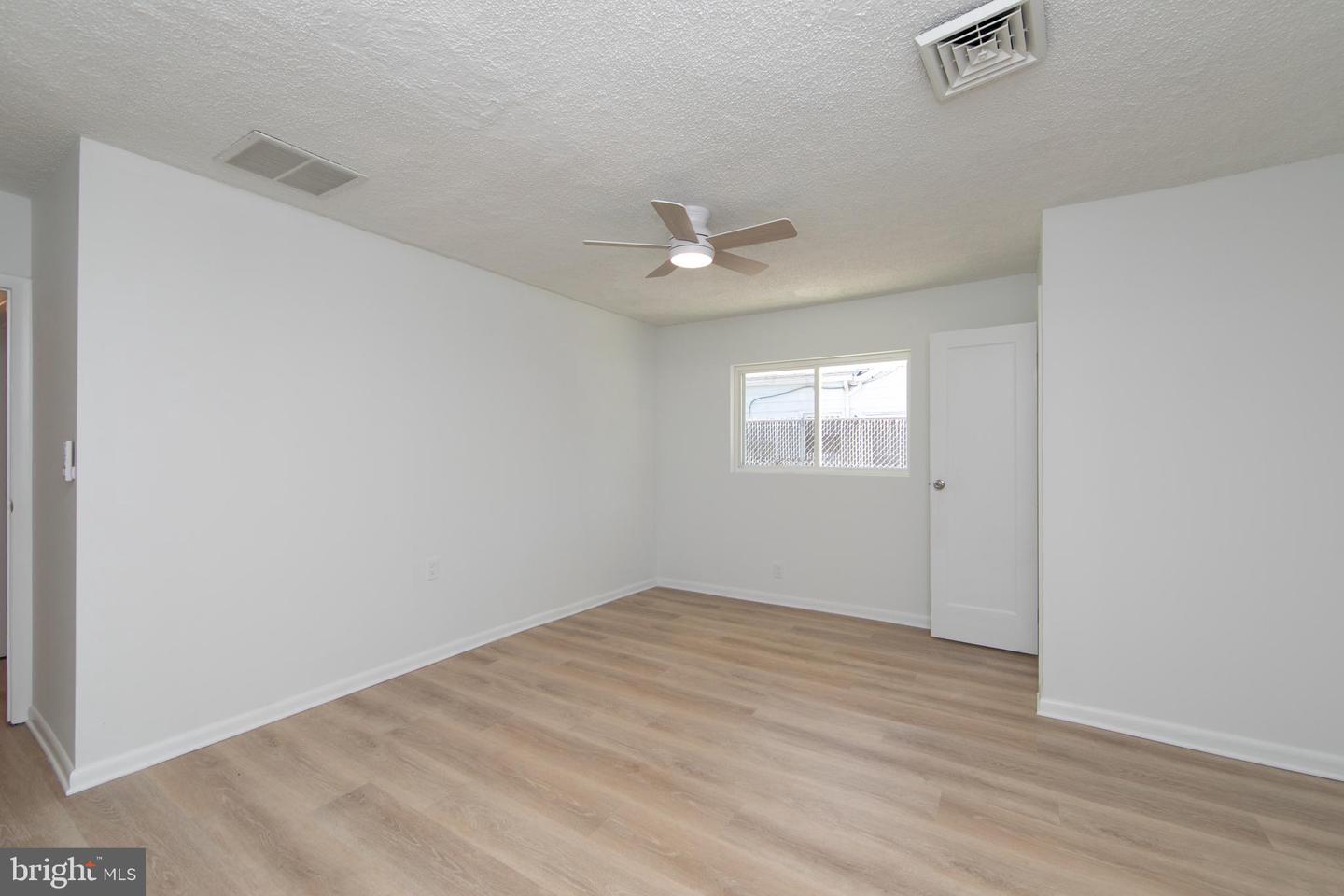436 Walnut Ave Property Photo 28