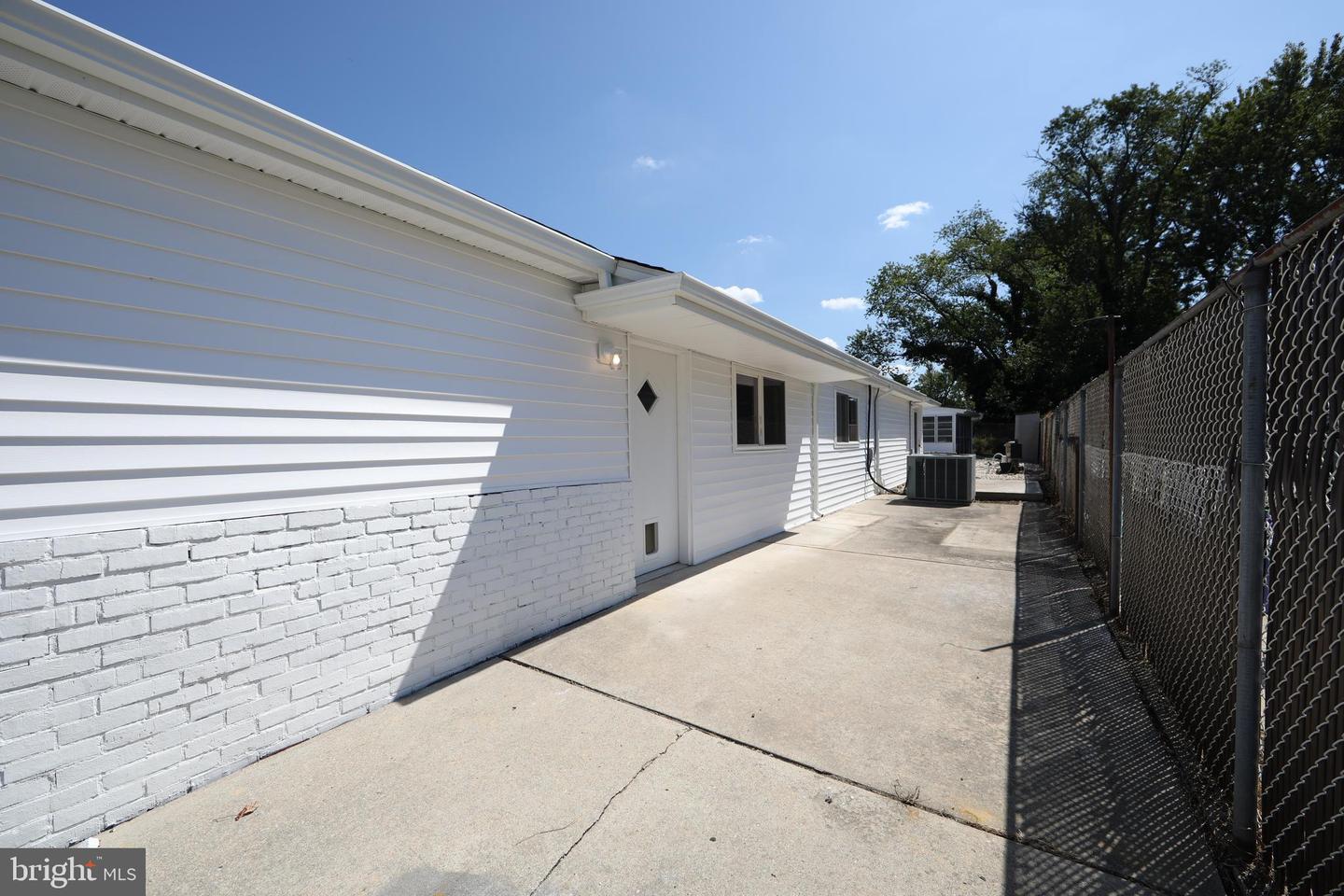 436 Walnut Ave Property Photo 42