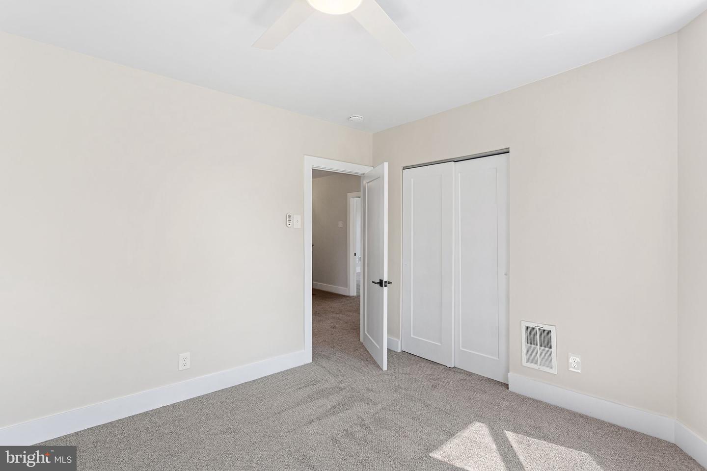 112 W Atlantic Ave Property Photo 26