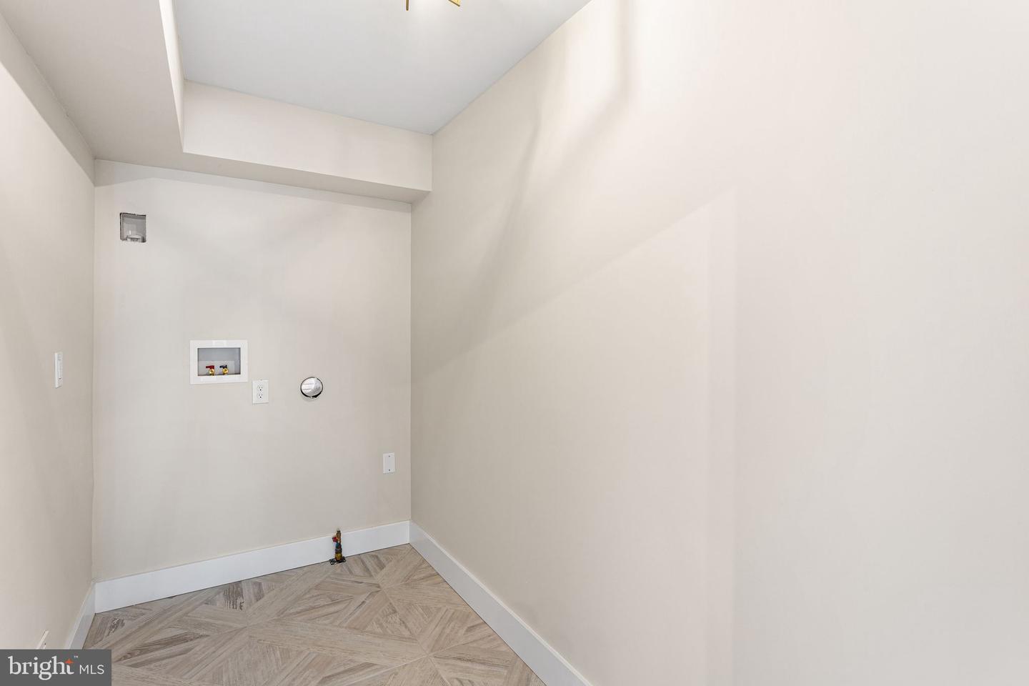112 W Atlantic Ave Property Photo 34