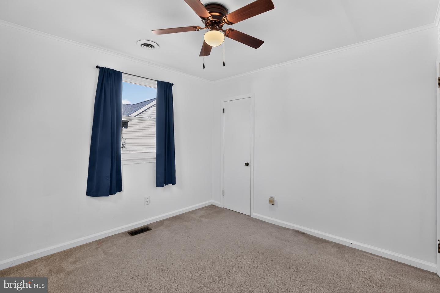 452 9th Ave Property Photo 19