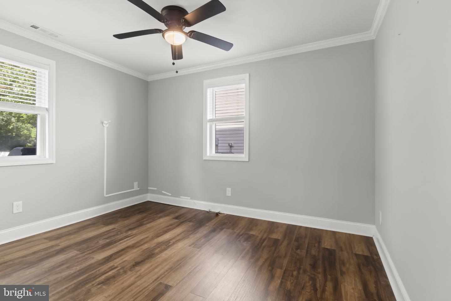 124 Glenwood Ave Property Photo 22