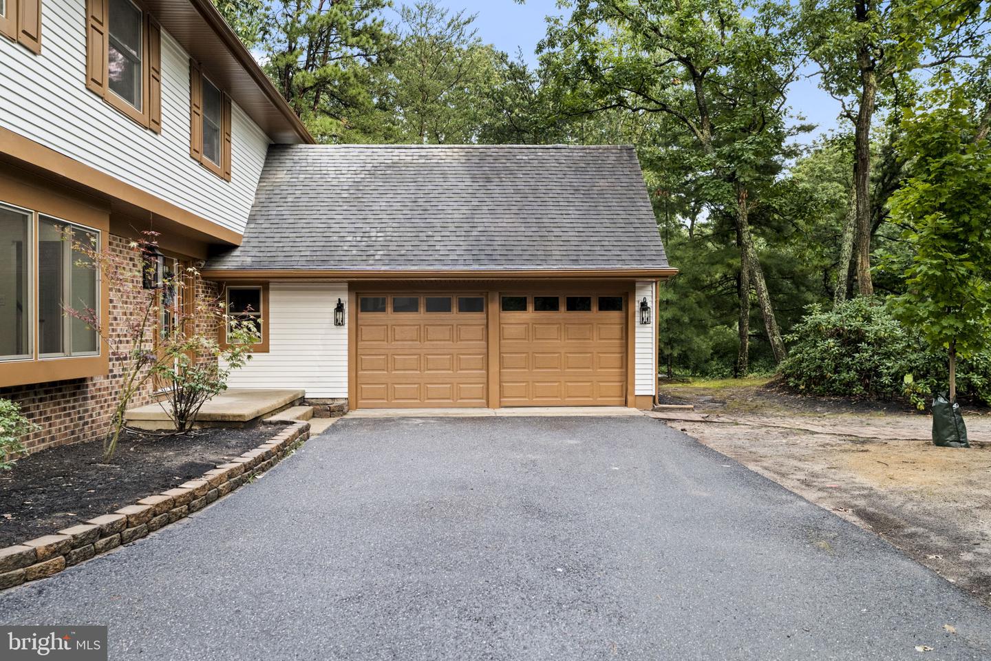2 Harwood Dr Property Photo 5
