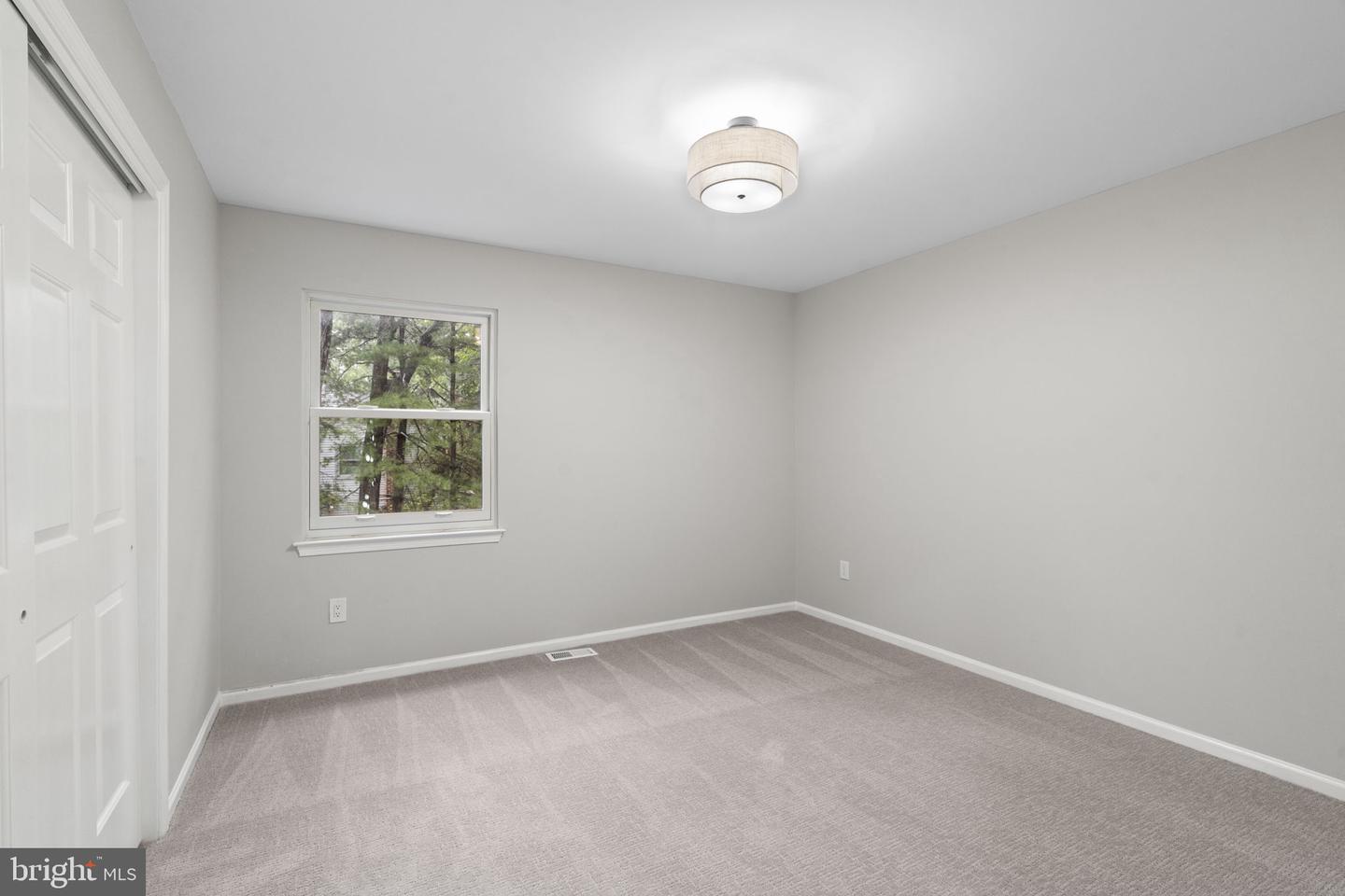 2 Harwood Dr Property Photo 43