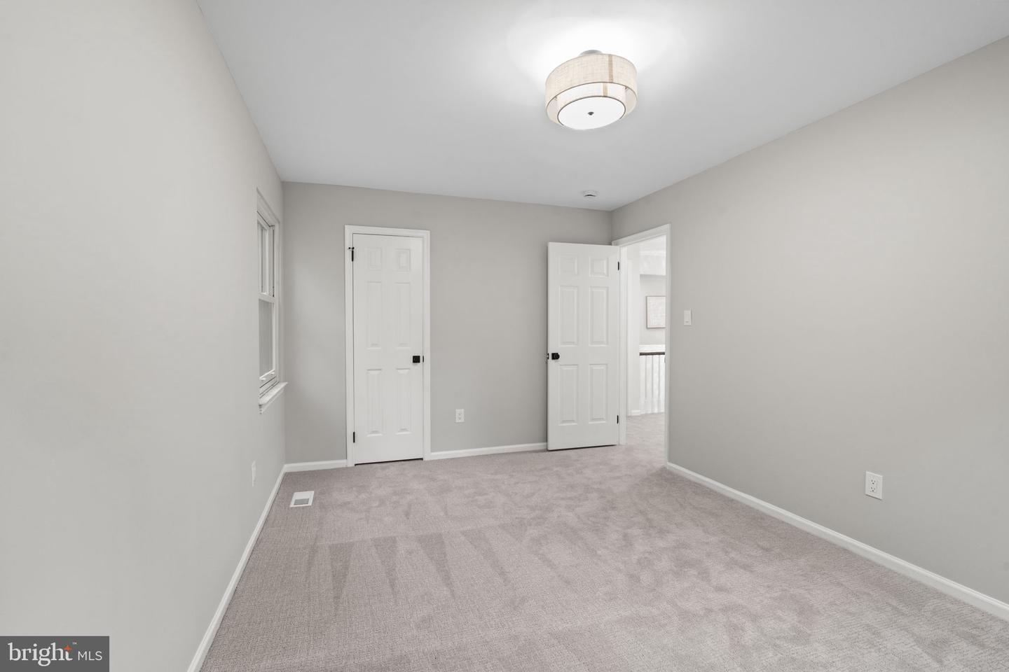 2 Harwood Dr Property Photo 44