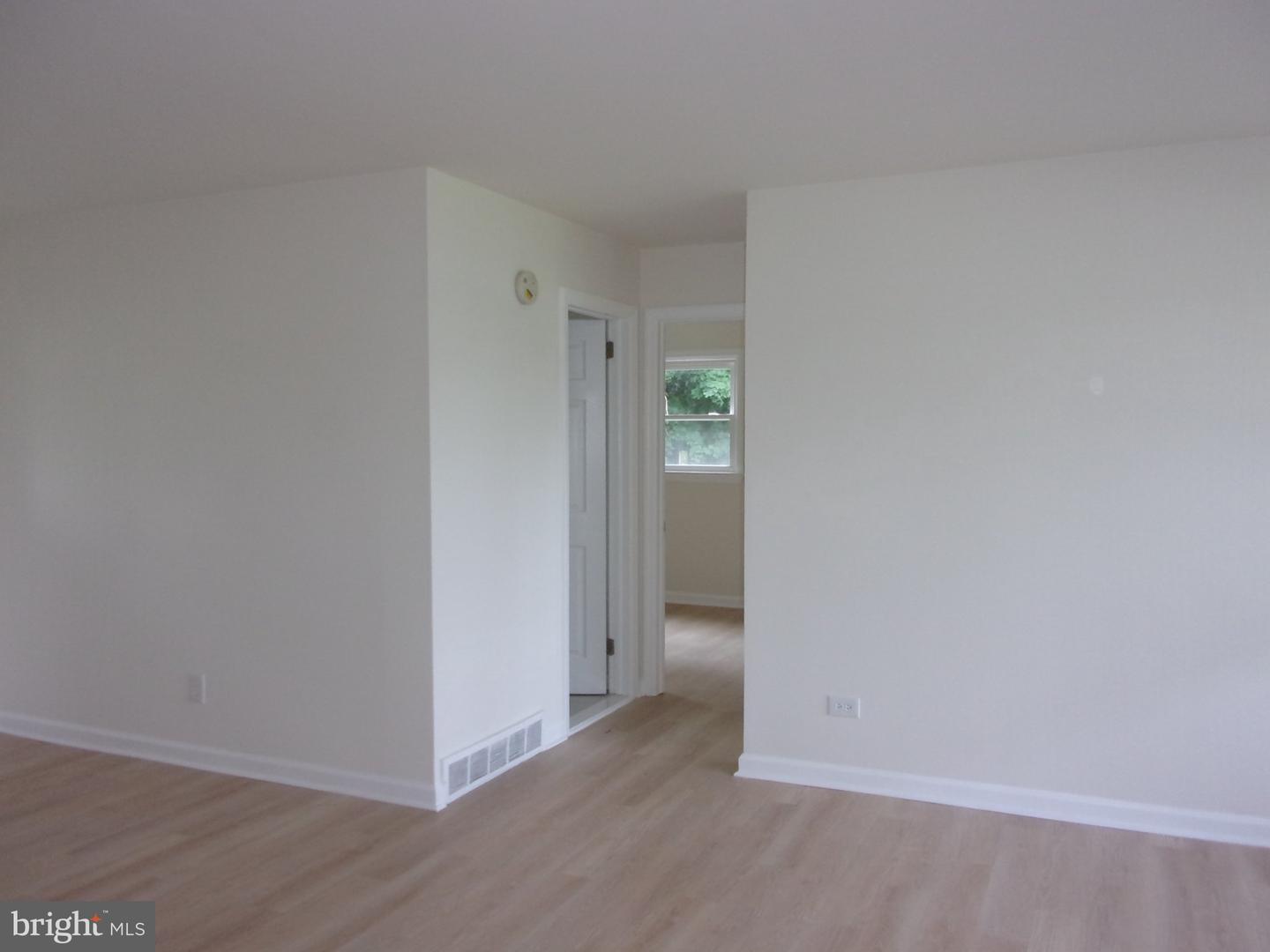 36 Park Ave Property Photo 10