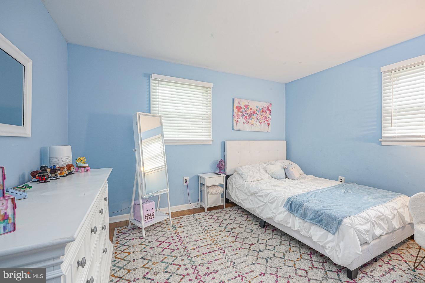 2 Broadview Ave Property Photo 18