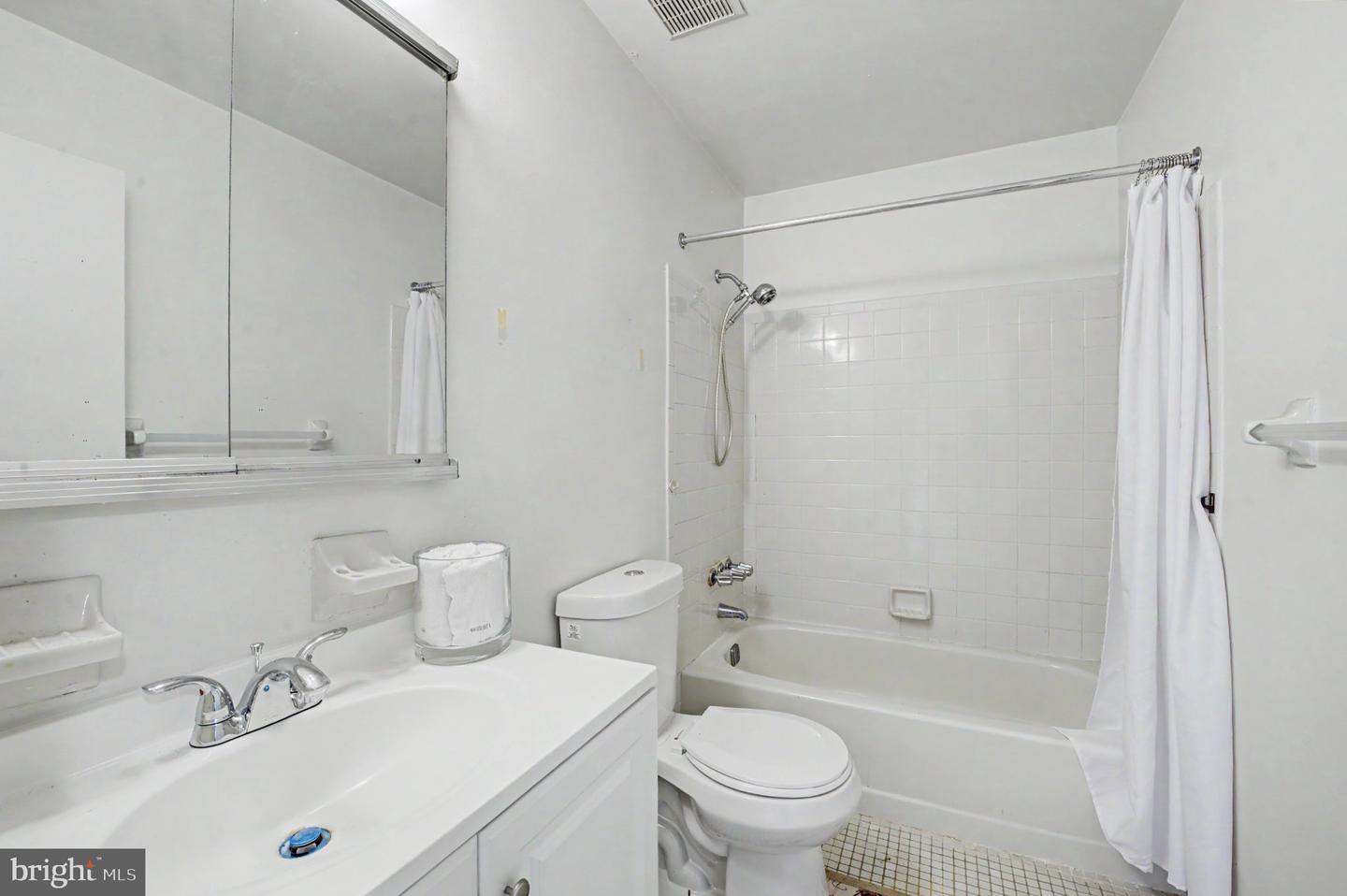 14 Hathaway Dr Property Photo 31
