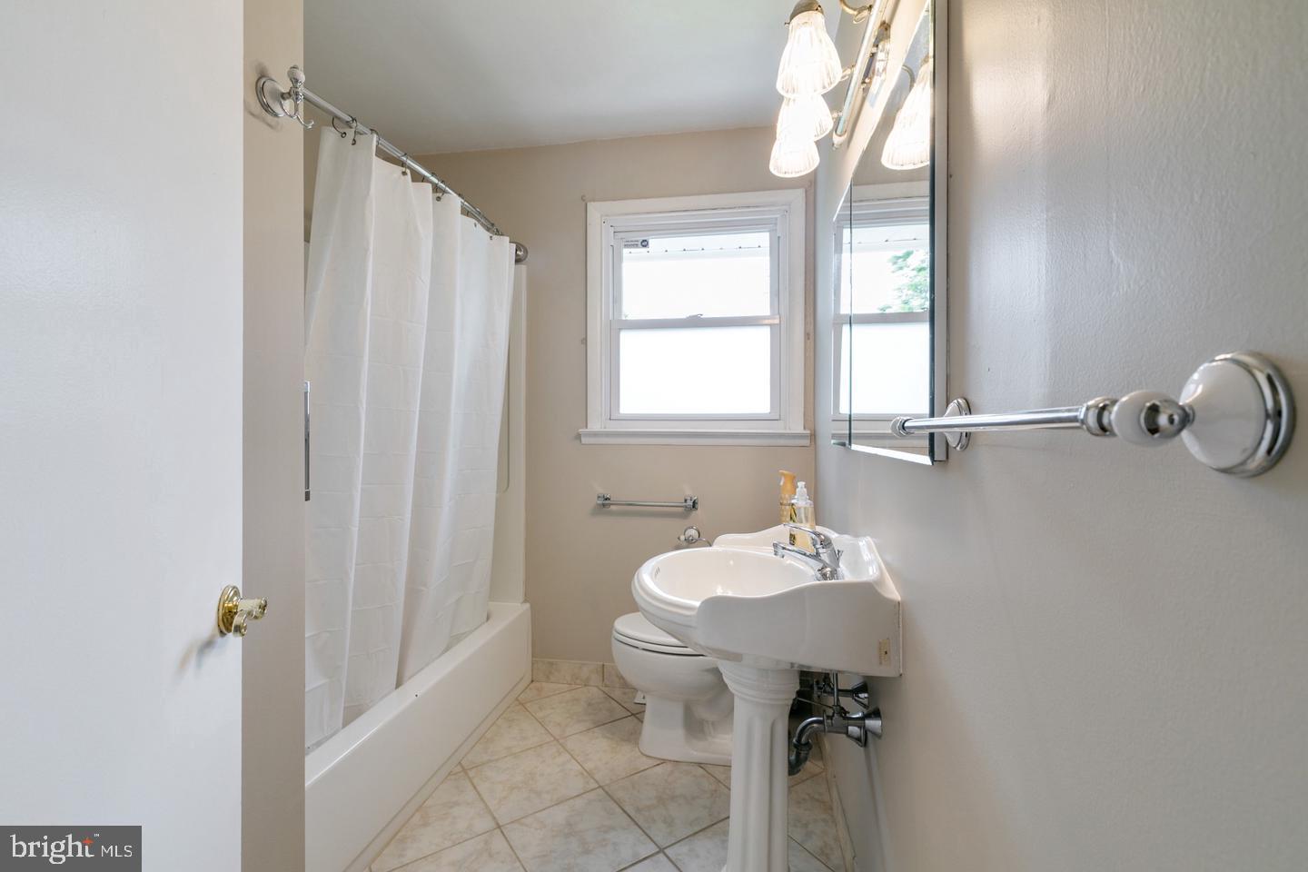 400 Sheffield Rd Property Photo 19
