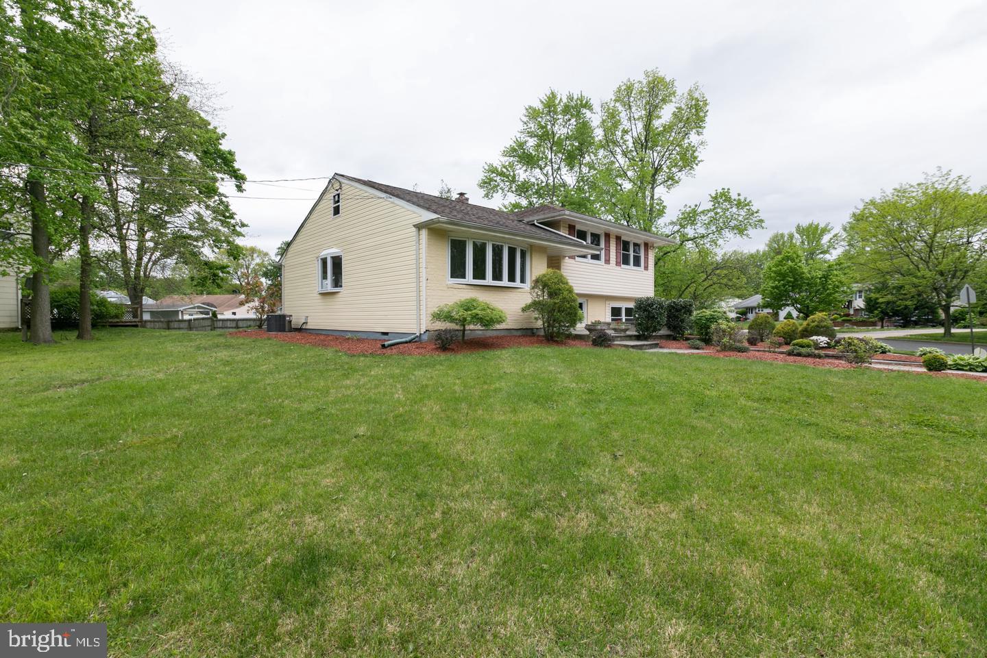 400 Sheffield Rd Property Photo 25