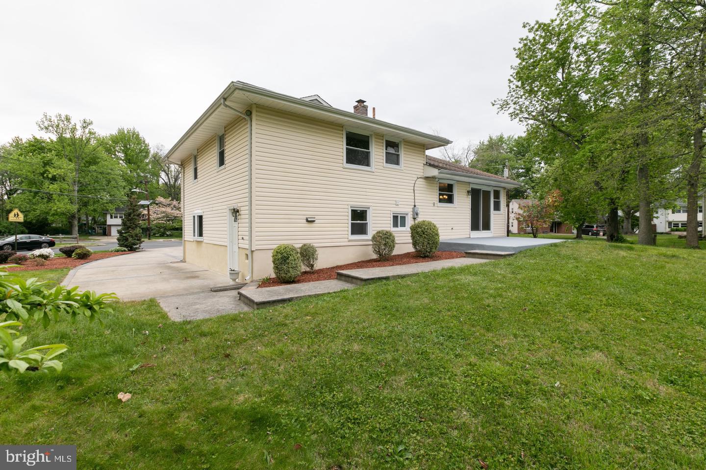 400 Sheffield Rd Property Photo 27