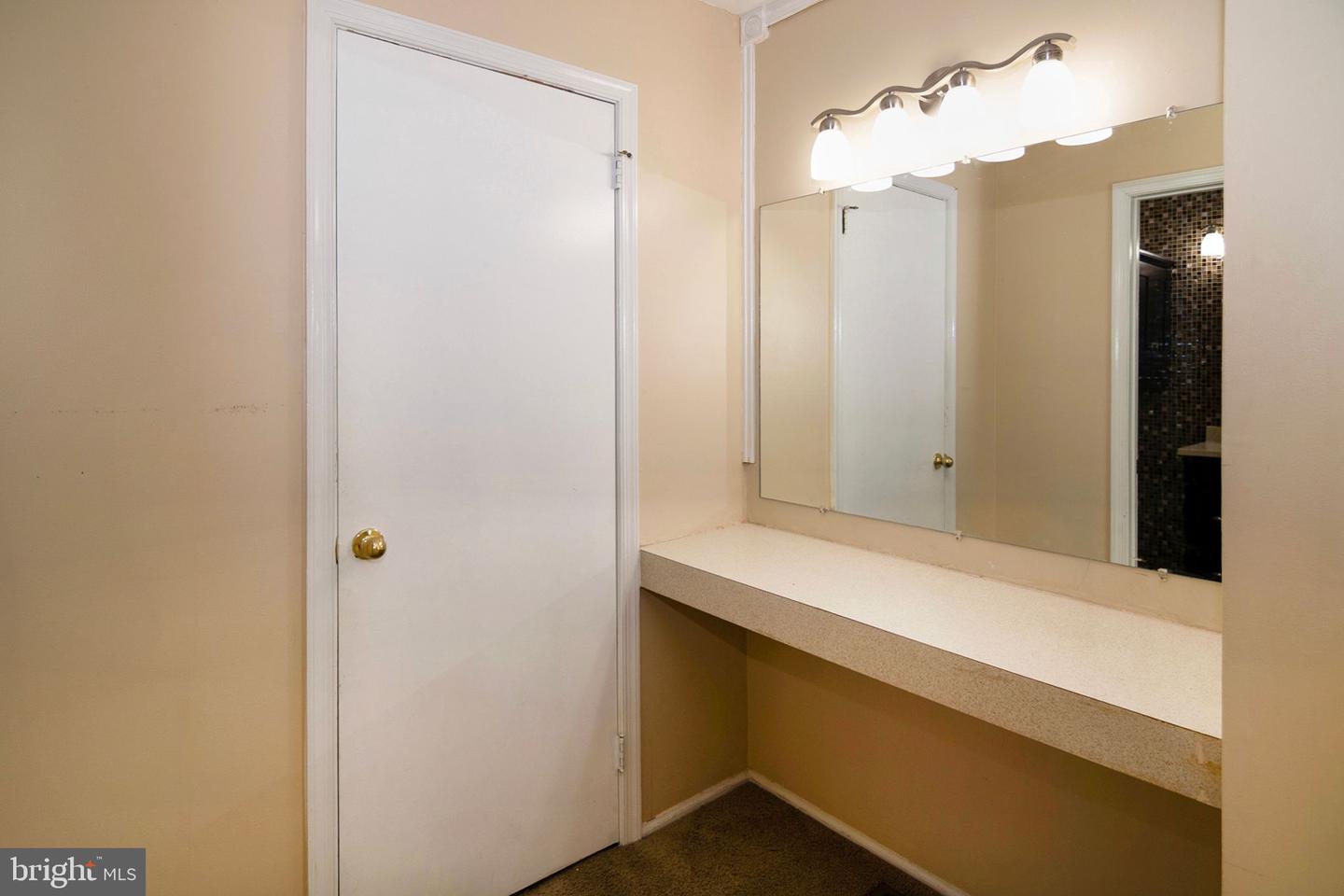 1 Bedford Ct Property Photo 26