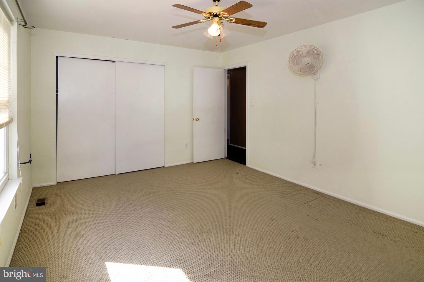 1 Bedford Ct Property Photo 38