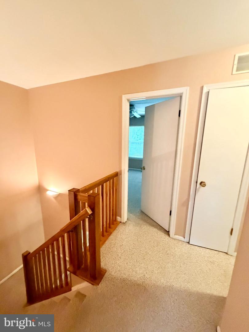73 Fox Meadow Dr Property Photo 10