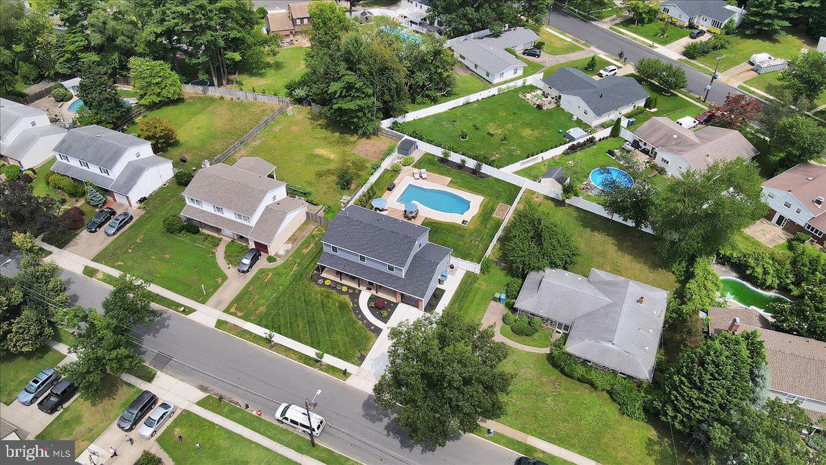 430 Hialeah Dr Property Photo 42