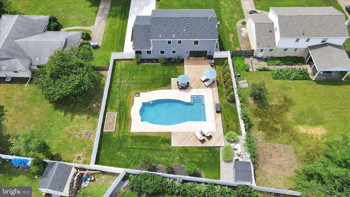430 Hialeah Dr Property Photo 45
