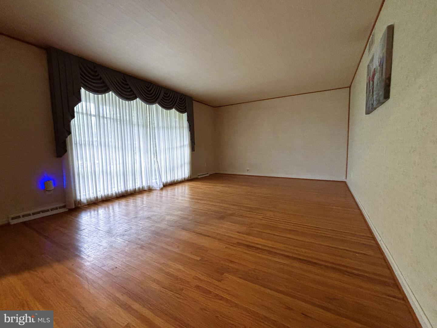 415 Monmouth Dr Property Photo 2