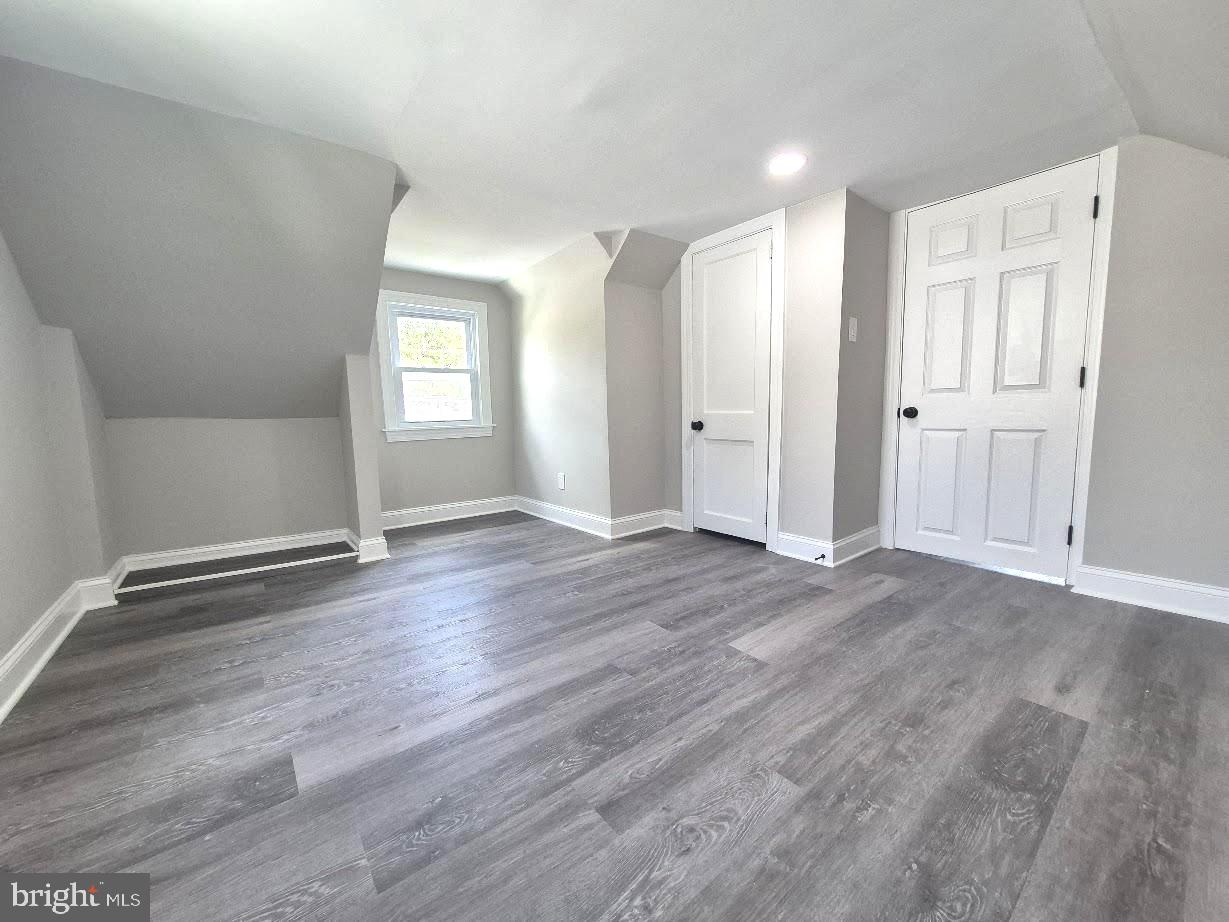 116 W Park Ave Property Photo 16
