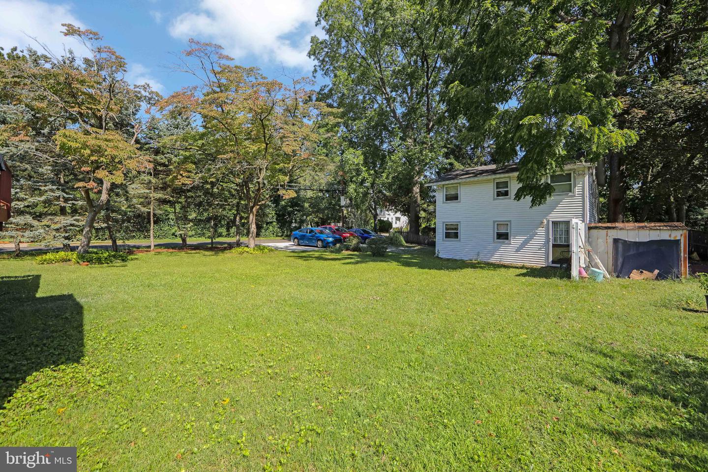 101 7th Ave Property Photo 54