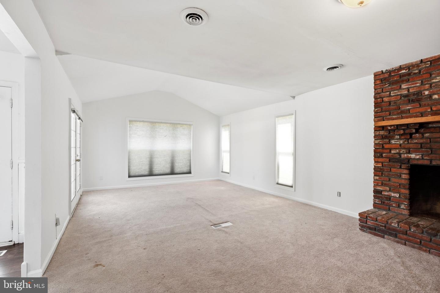 3 Hampton Rd Property Photo 41