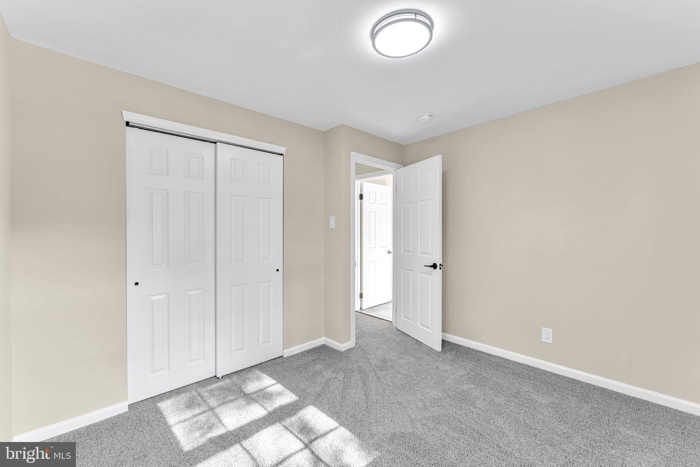 719 Crestbrook Ave Property Photo 39