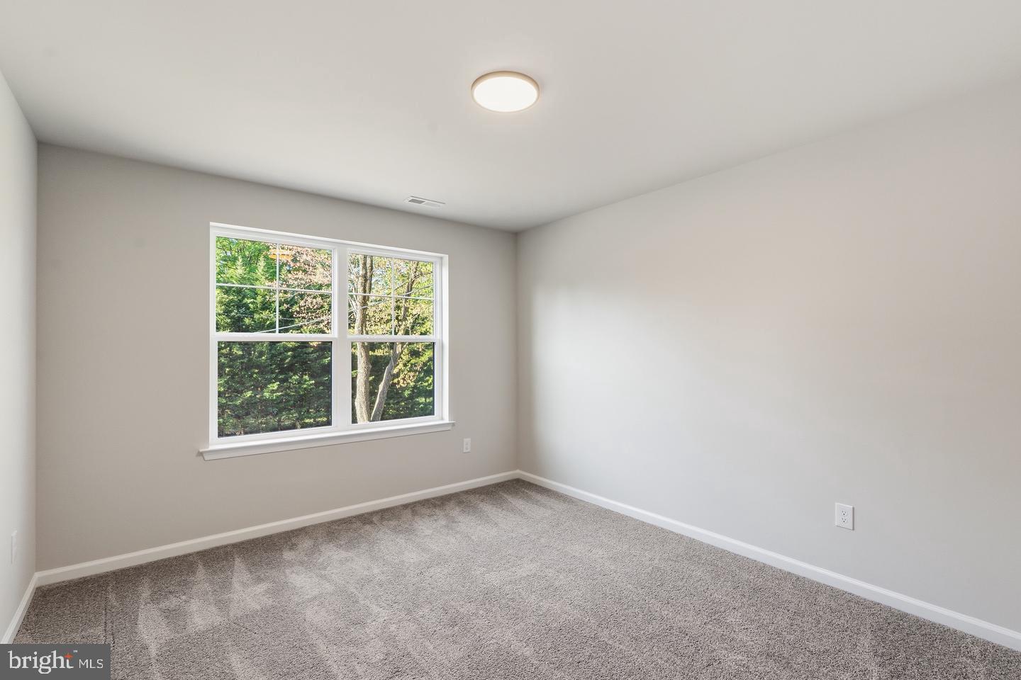 212 Lotus Ave Property Photo 23