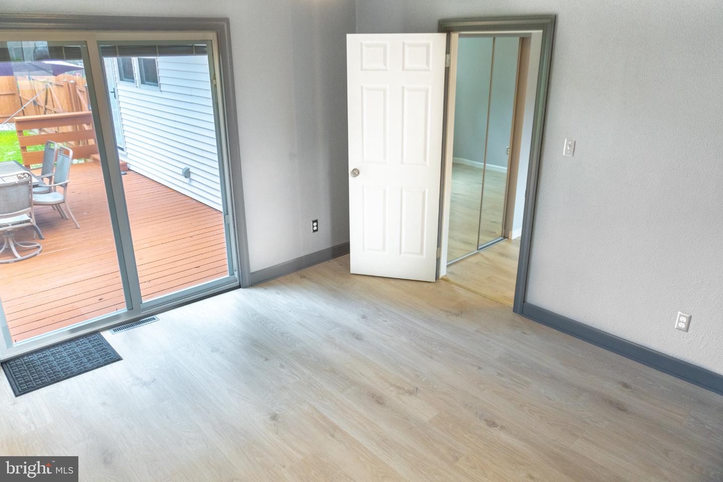 50 Valley Ct Property Photo 8