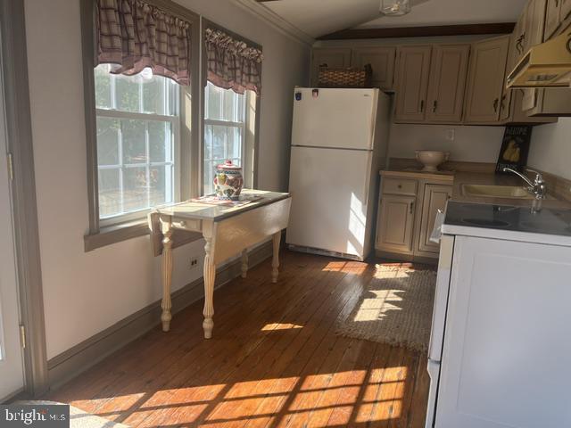 15 Jerome Ter Property Photo 11