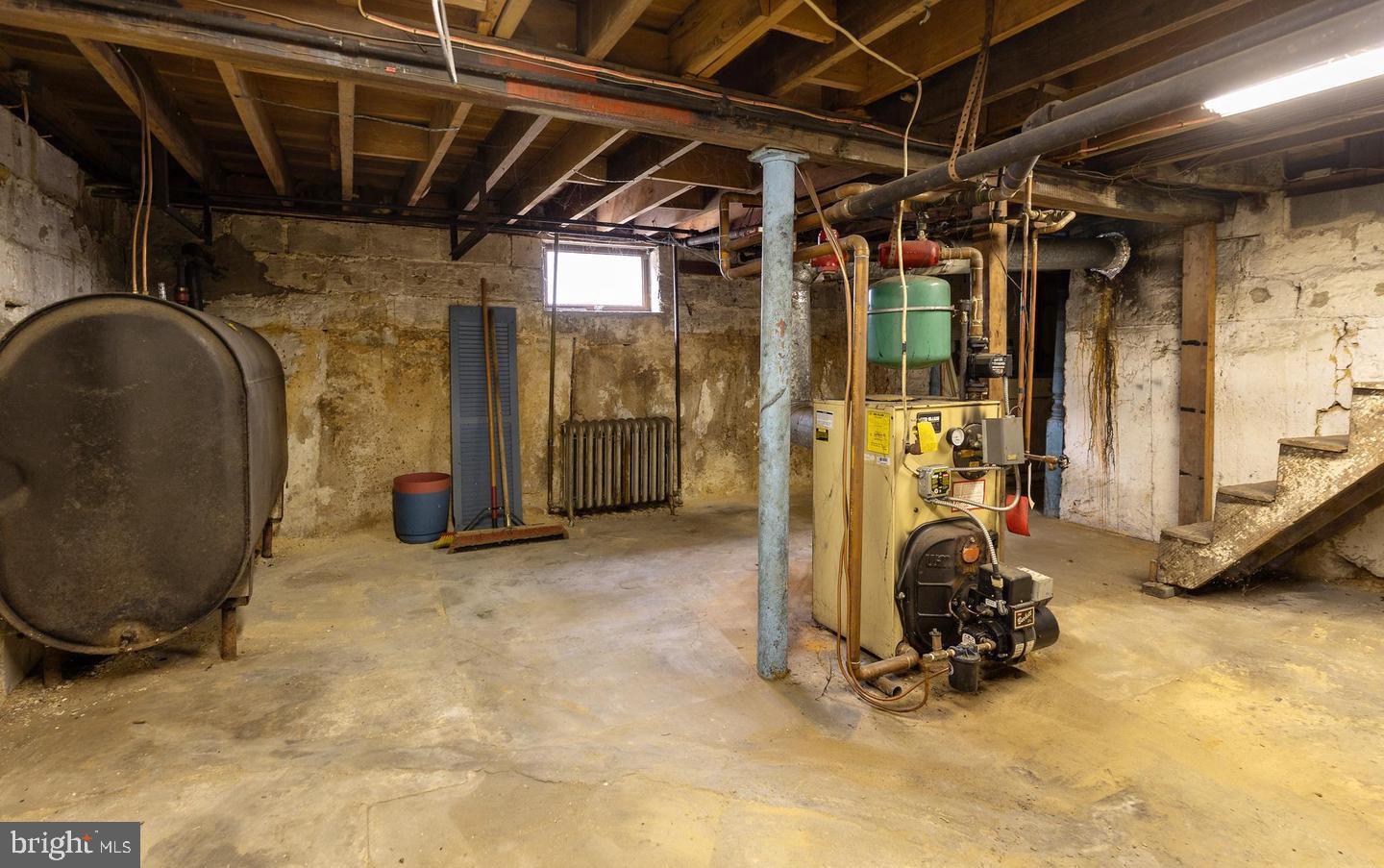 15 Jerome Ter Property Photo 36