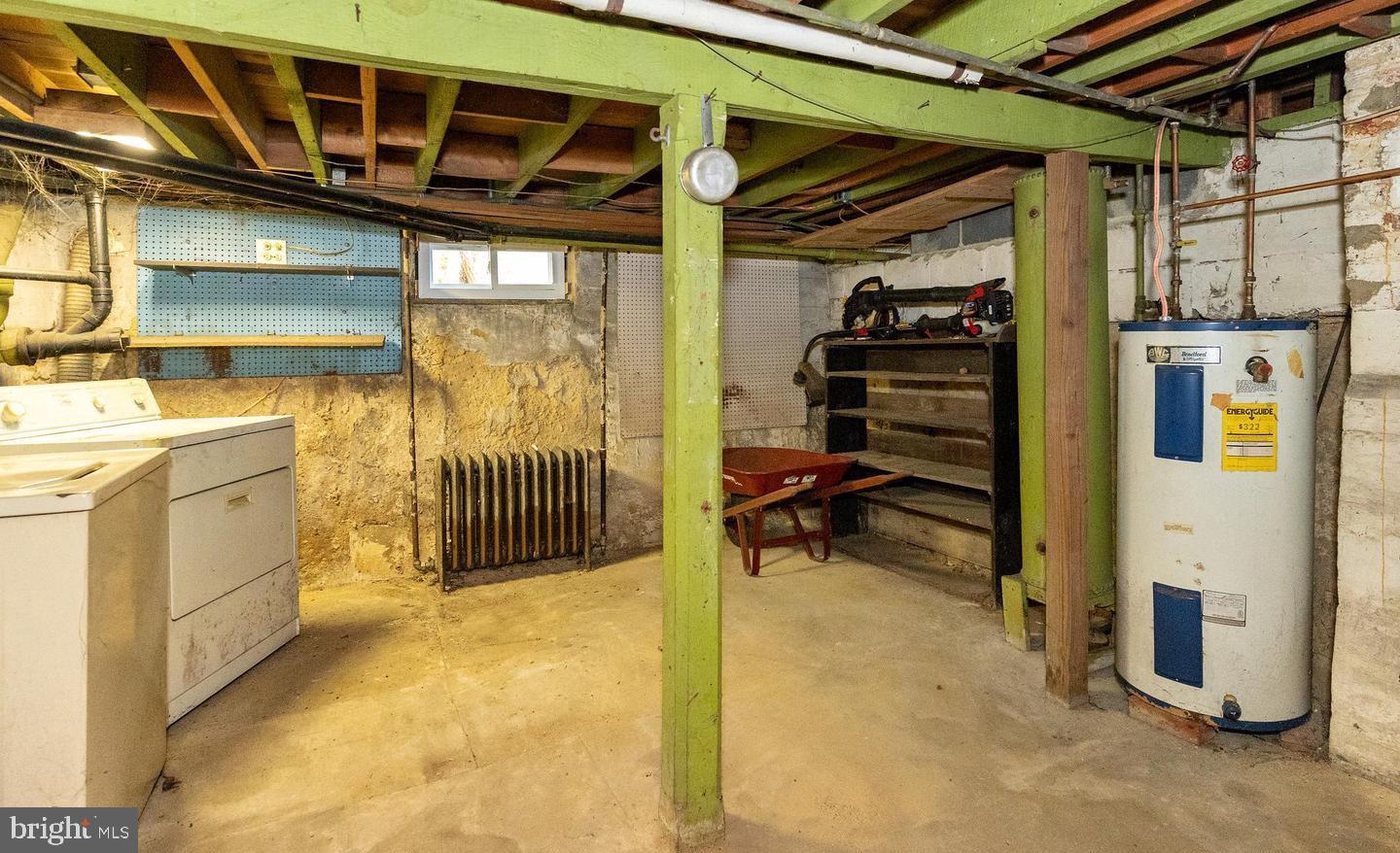 15 Jerome Ter Property Photo 38
