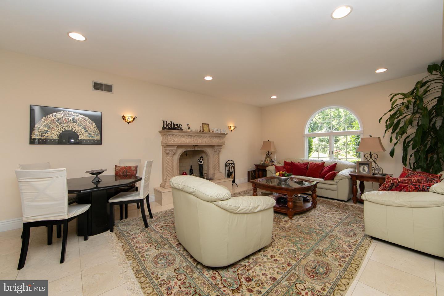 201 Munn Ln Property Photo 8