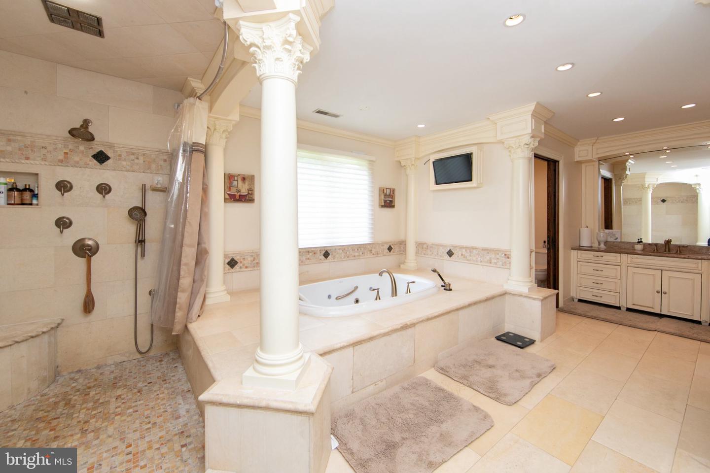 201 Munn Ln Property Photo 45