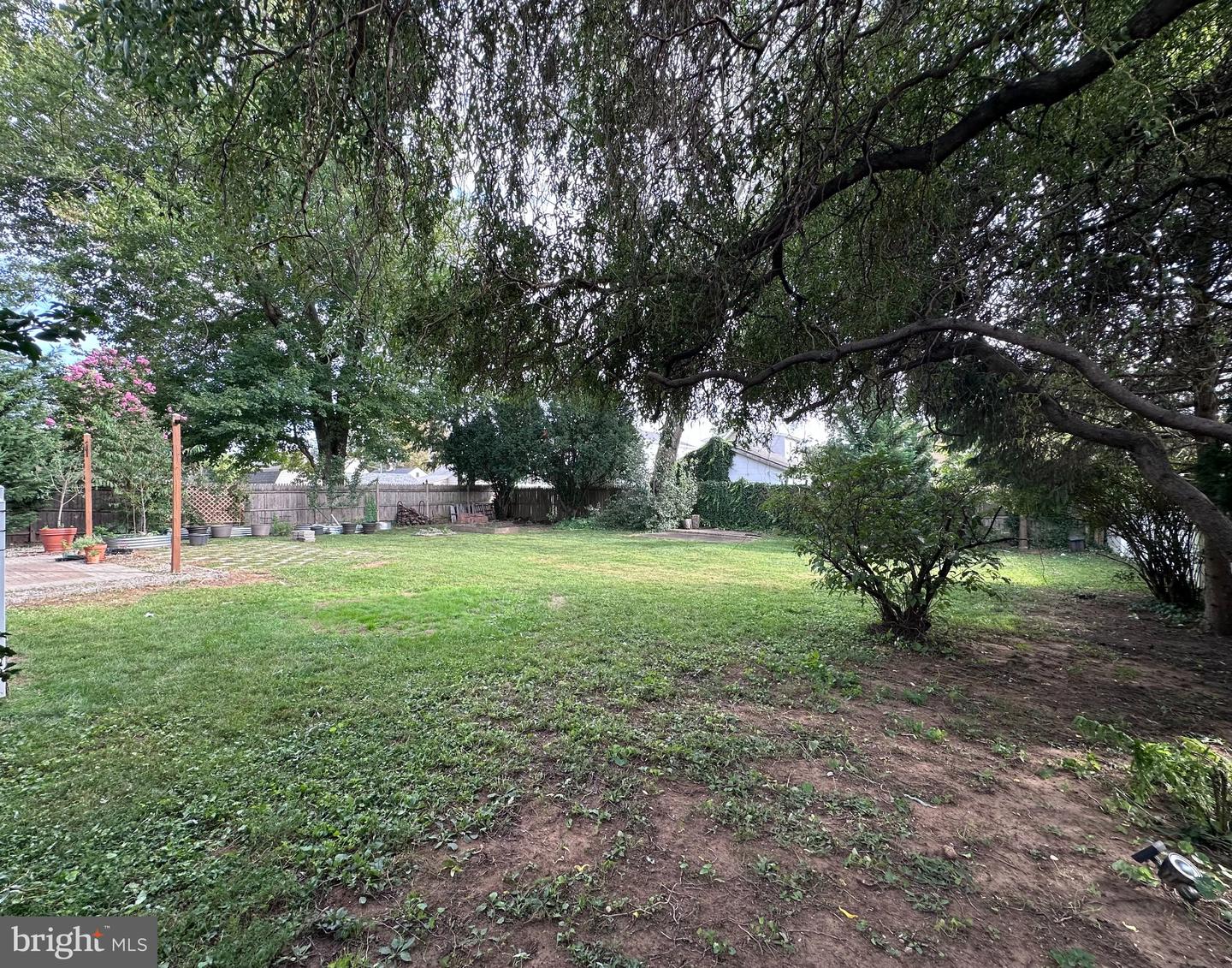 1522 Maple Ave Property Photo 30