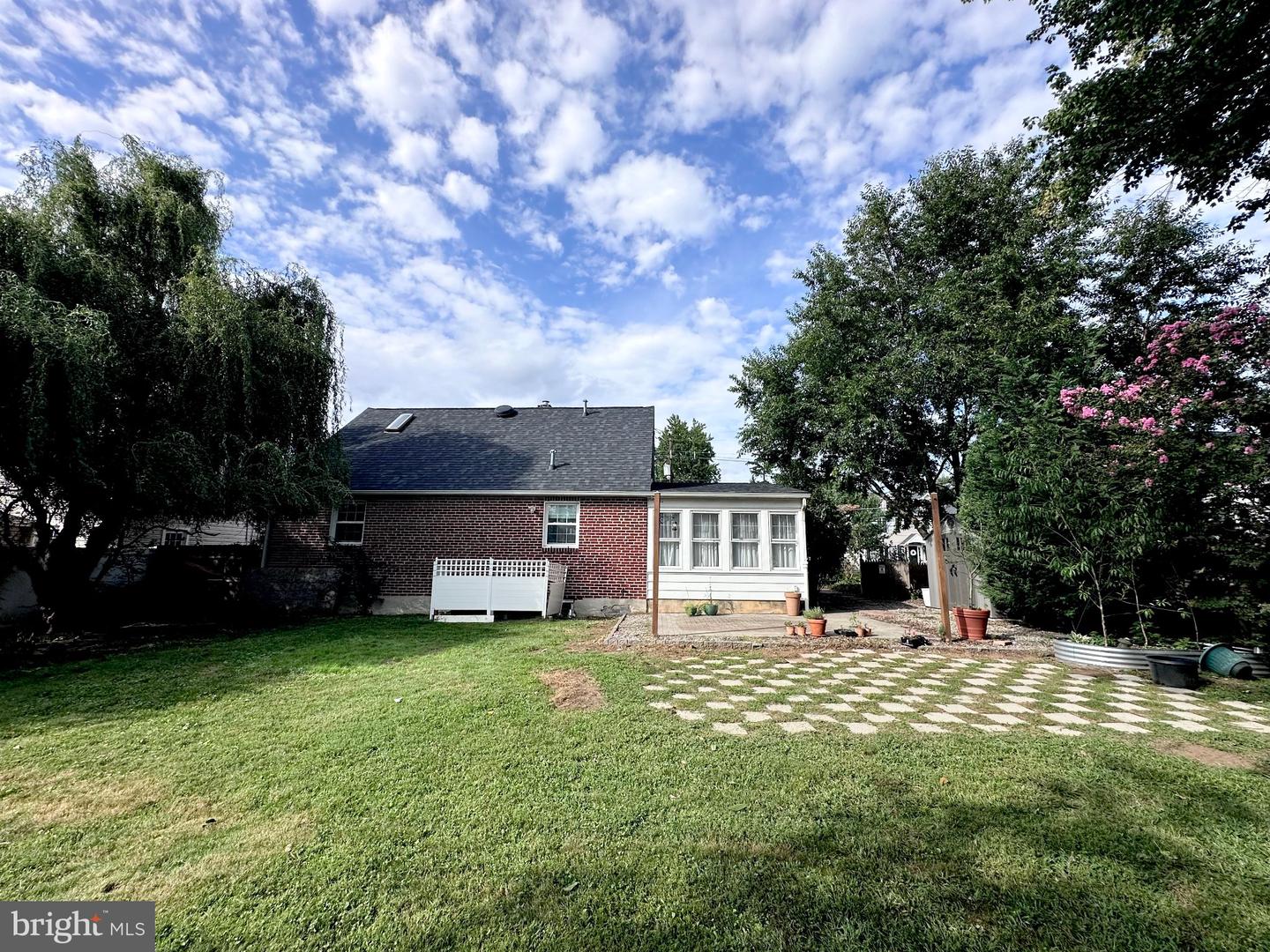 1522 Maple Ave Property Photo 32