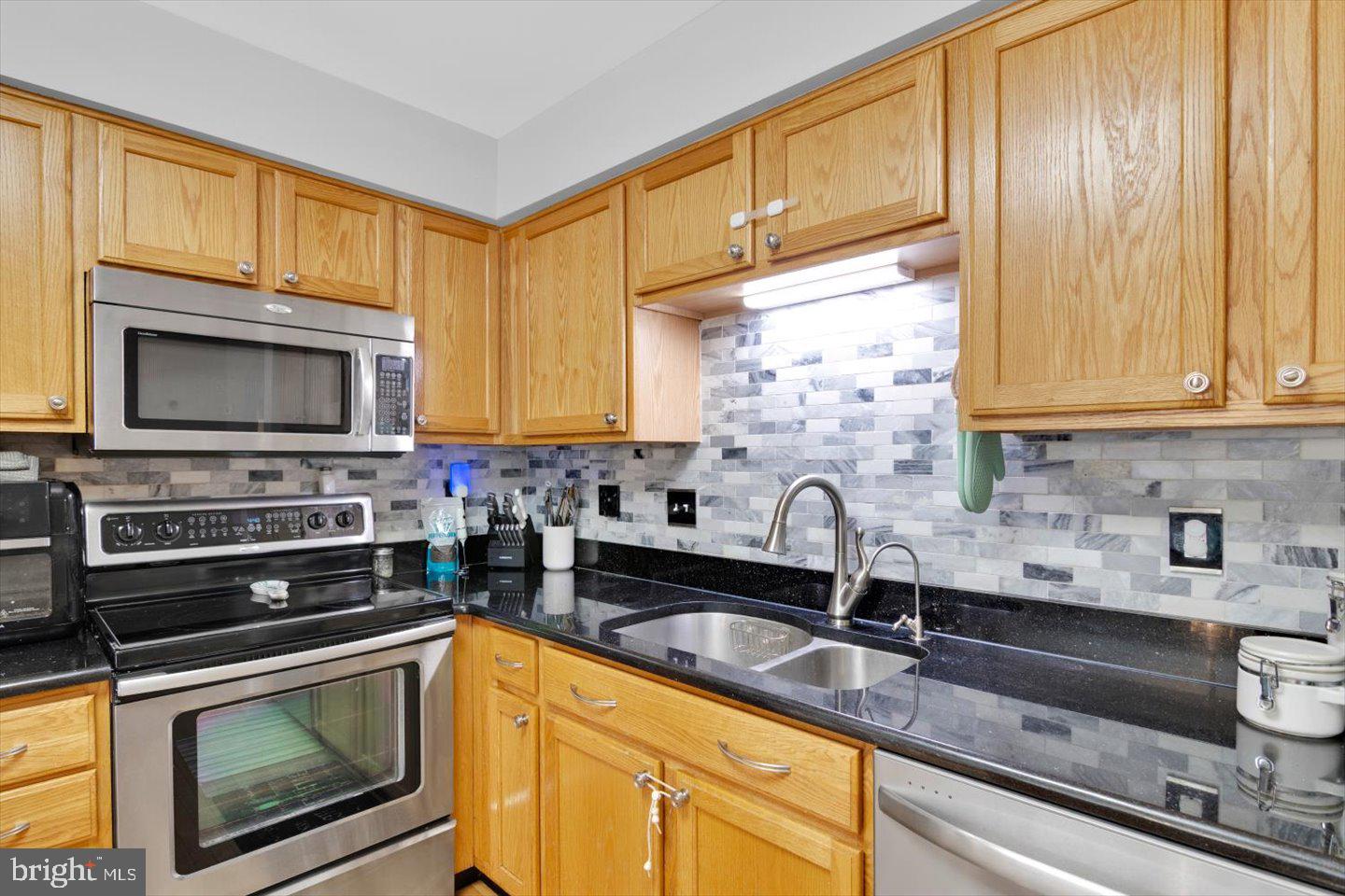 105 Millstream Rd Property Photo 14