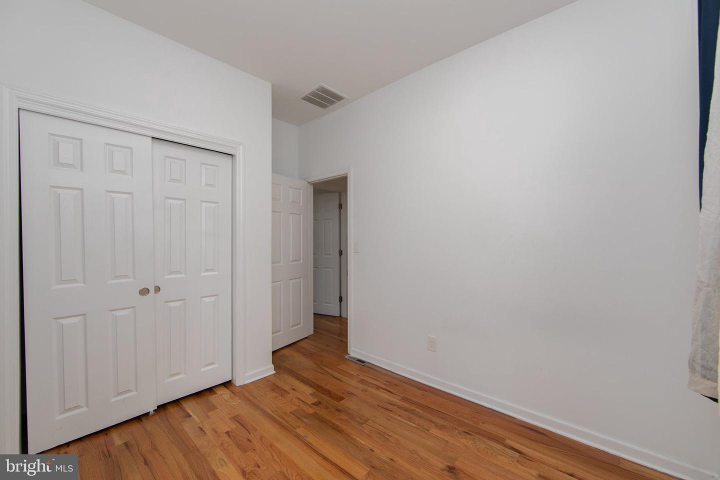 724 Willitts Ave Property Photo 29