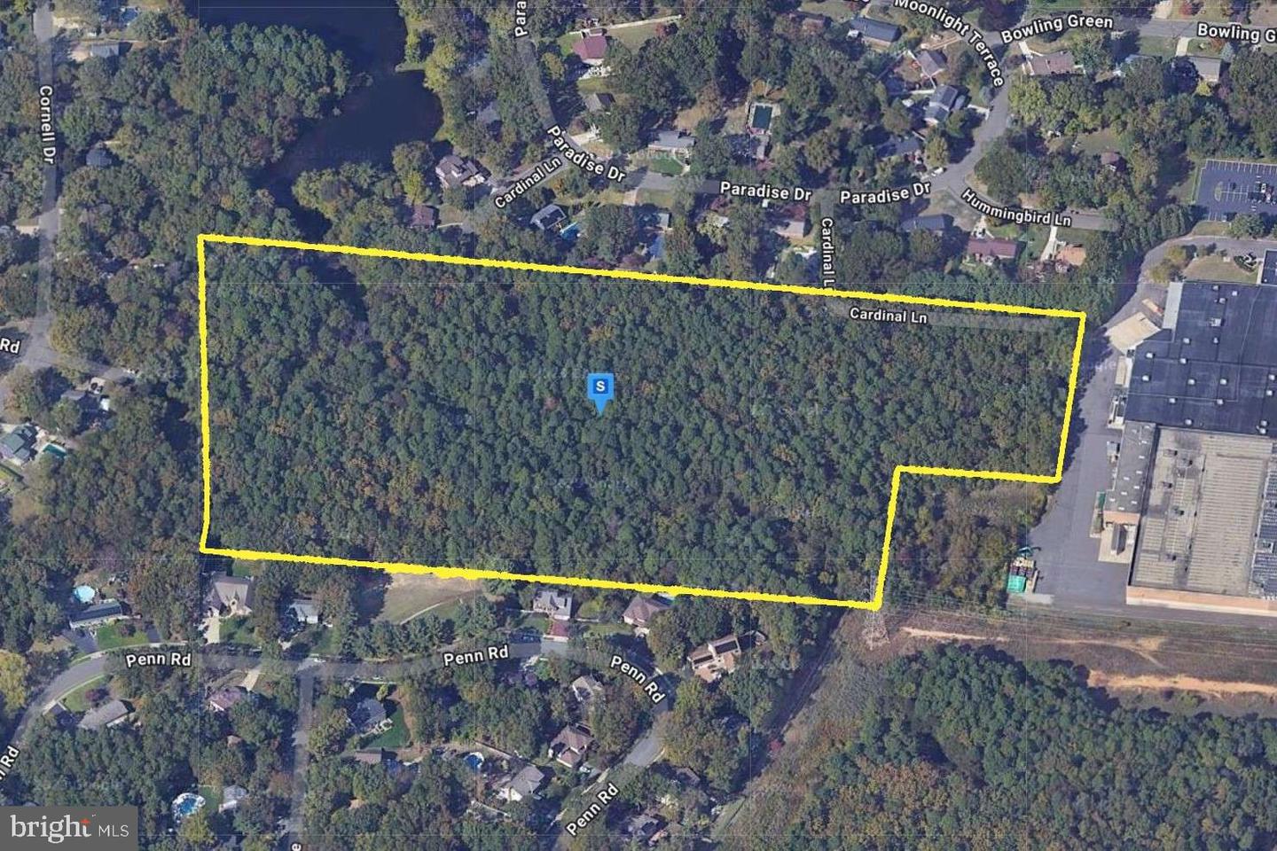 0 Cardinal Ln Property Photo 21