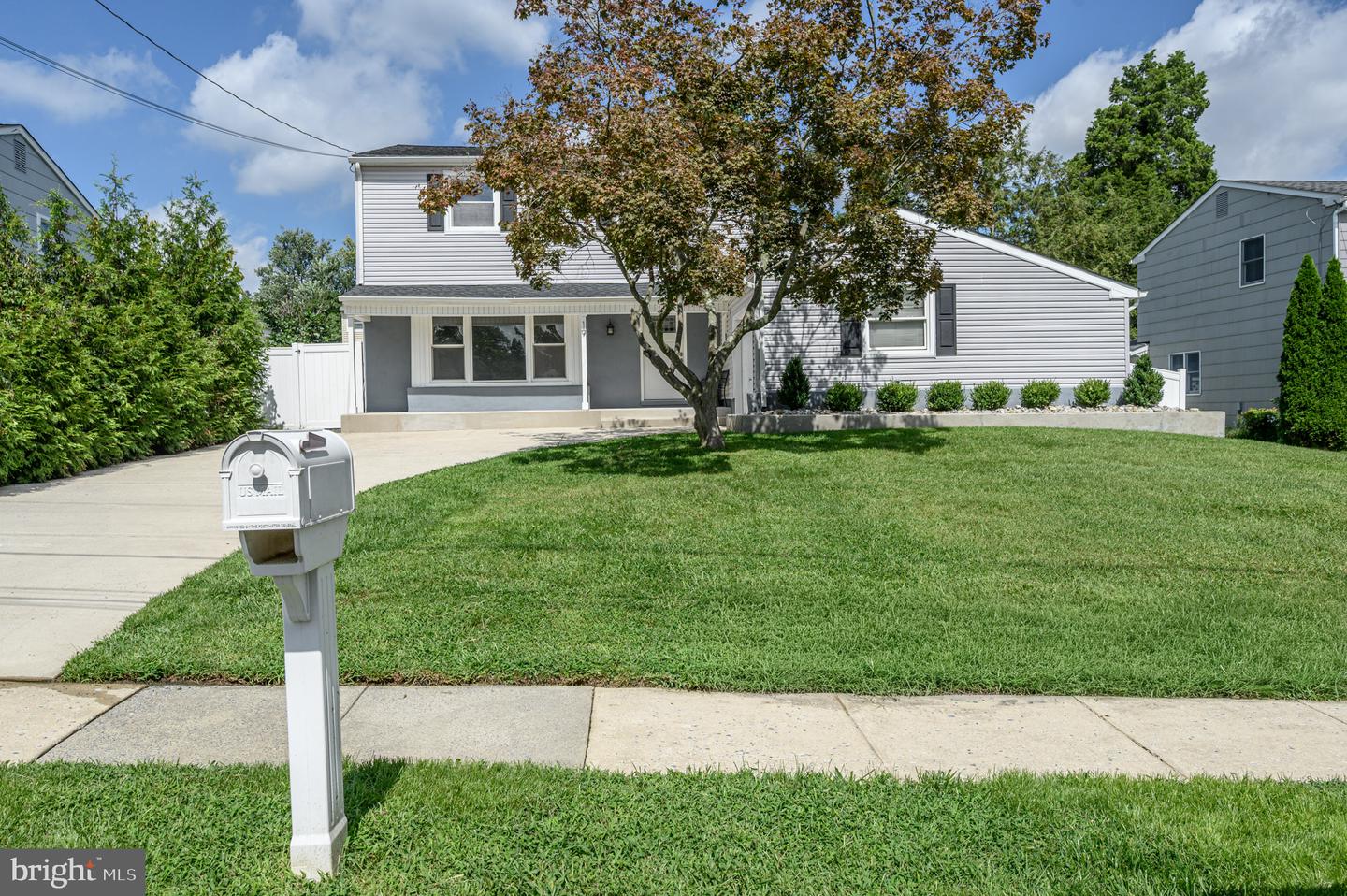 19 Bucknell Dr Property Photo 2