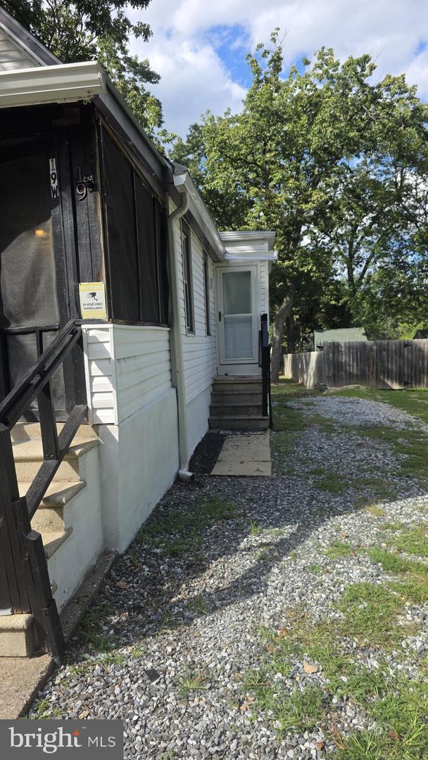 19 Hickstown Rd Property Photo 4