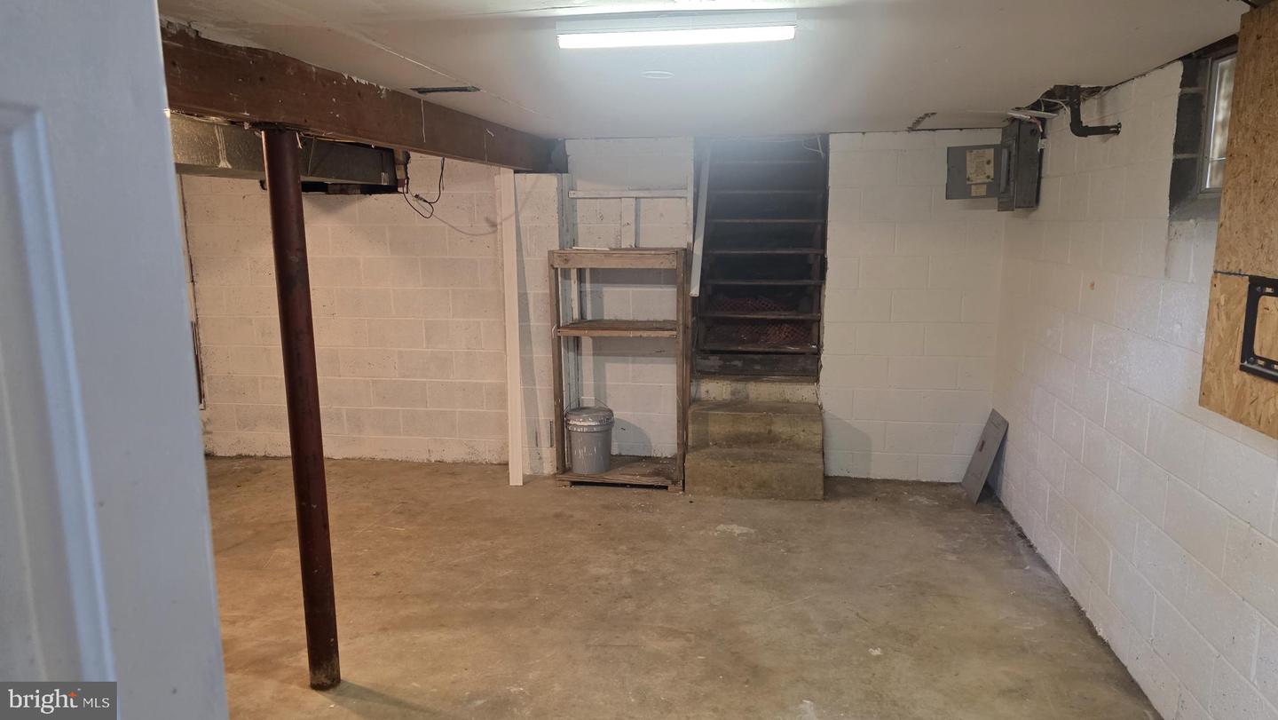 19 Hickstown Rd Property Photo 16