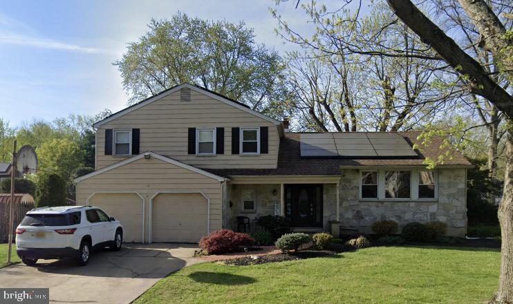 18 SANDRINGHAM TER